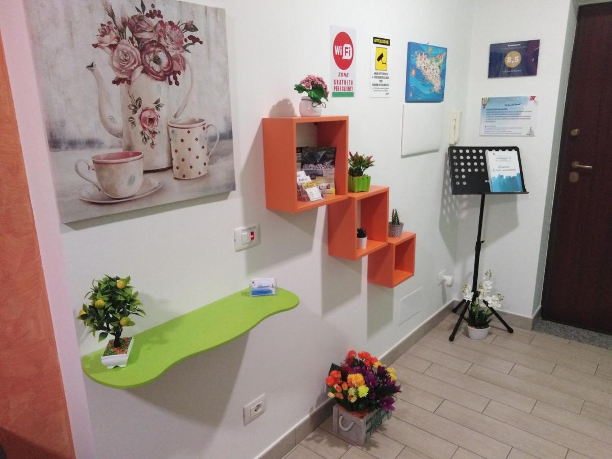 B&B La Casa Du Barone Фалконе Екстериор снимка
